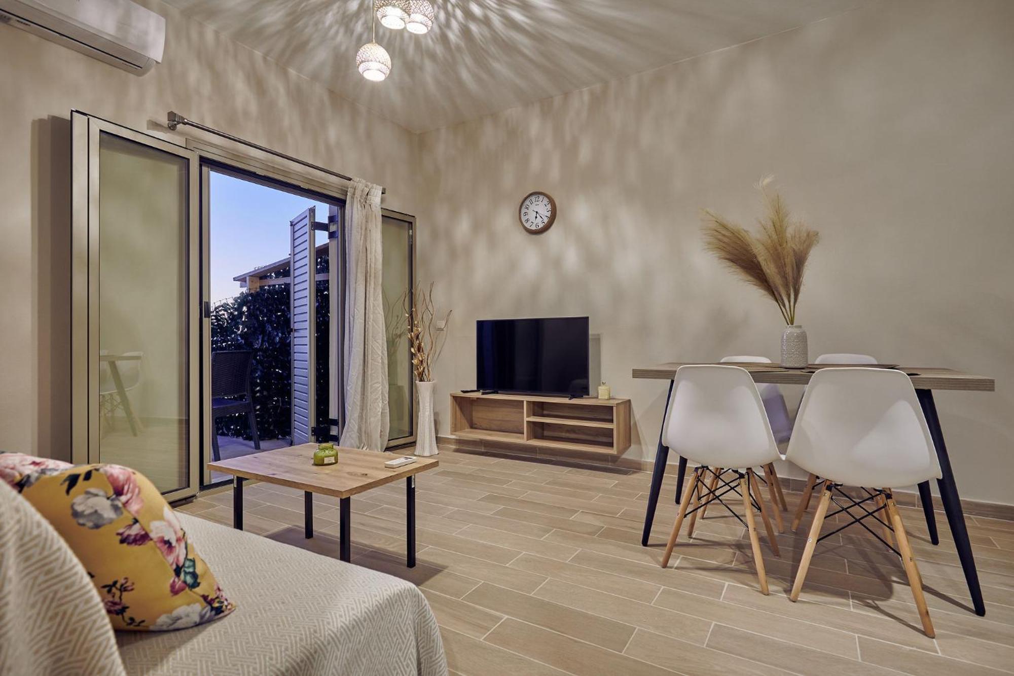 Pelagaki Sunrise Apartment *